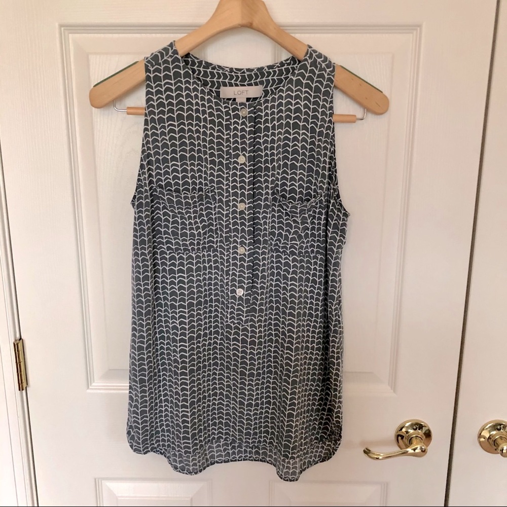 Loft S Chevron Pattern Grey Tank Button Pockets - image 1